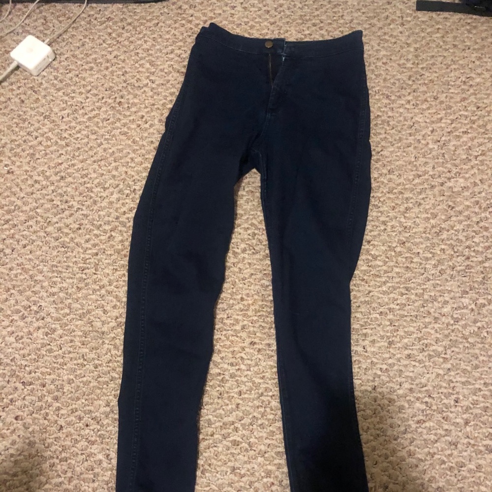 High waisted jeans